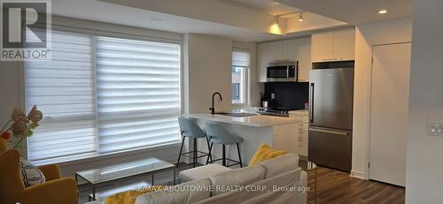 Th #64 - 40 Ed Clark Gardens, Toronto, ON - Indoor Photo Showing Kitchen