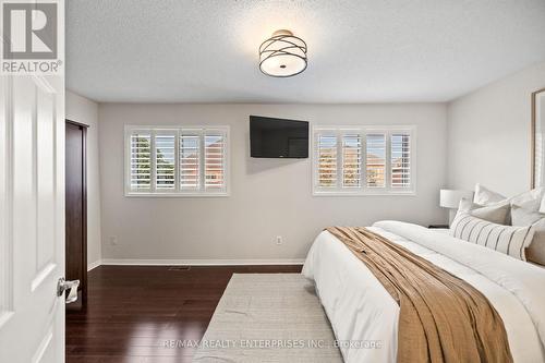 6043 Snowy Owl Crescent, Mississauga (Lisgar), ON - Indoor Photo Showing Bedroom