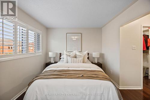 6043 Snowy Owl Crescent, Mississauga (Lisgar), ON - Indoor Photo Showing Bedroom