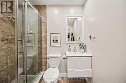 6043 Snowy Owl Crescent, Mississauga, ON - Indoor Photo Showing Bathroom