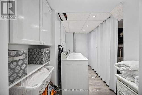 6043 Snowy Owl Crescent, Mississauga, ON - Indoor Photo Showing Laundry Room