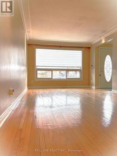 Upper - 3406 Ellengale Drive, Mississauga (Erindale), ON - Indoor Photo Showing Other Room