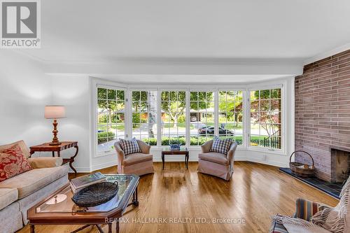 11 Lacewood Crescent, Toronto, ON - Indoor Photo Showing Living Room