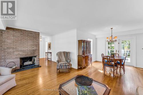 11 Lacewood Crescent, Toronto (Parkwoods-Donalda), ON - Indoor Photo Showing Dining Room