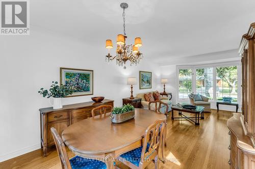 11 Lacewood Crescent, Toronto (Parkwoods-Donalda), ON - Indoor Photo Showing Kitchen With Double Sink