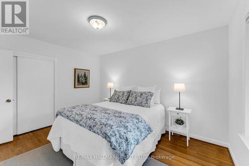 11 Lacewood Crescent, Toronto (Parkwoods-Donalda), ON - Indoor Photo Showing Bedroom