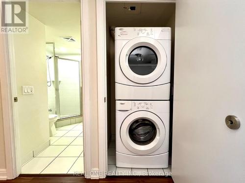 2706 - 151 Village Green Square, Toronto (Agincourt South-Malvern West), ON - Indoor Photo Showing Laundry Room