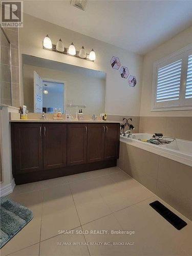 23 Stackstone Road, Markham, ON - Indoor Photo Showing Bathroom