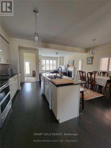 23 Stackstone Road, Markham, ON - Indoor Photo Showing Kitchen With Upgraded Kitchen