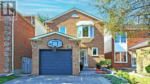 22 Lansbury Court, Vaughan (Crestwood-Springfarm-Yorkhill), ON - Outdoor With Facade