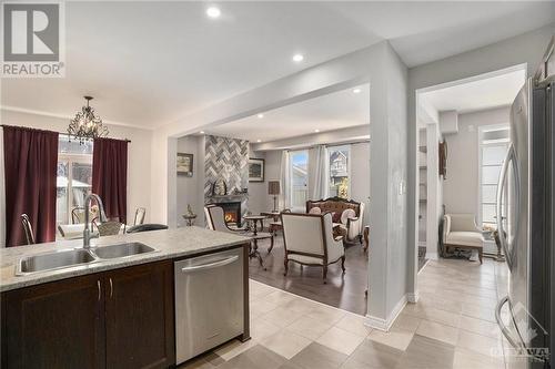 273 Enclave Walk, Ottawa, ON - Indoor Photo Showing Kitchen With Double Sink