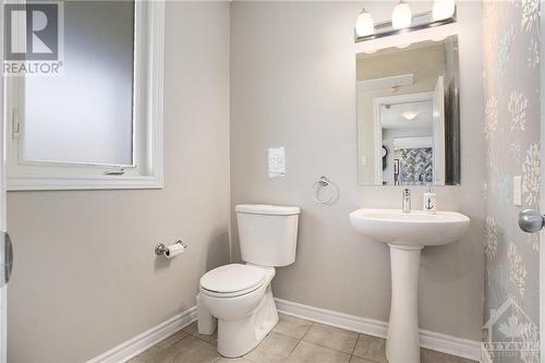 273 Enclave Walk, Ottawa, ON - Indoor Photo Showing Bathroom