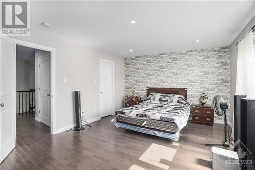 273 Enclave Walk, Ottawa, ON - Indoor Photo Showing Bedroom