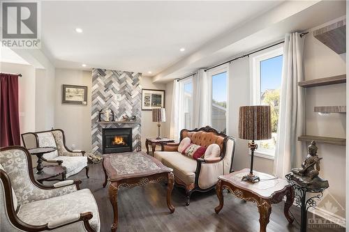 273 Enclave Walk, Ottawa, ON - Indoor Photo Showing Living Room With Fireplace