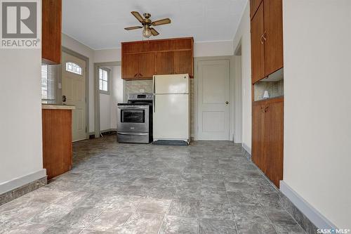 2 Tennant Street, Craven, SK - Indoor Photo Showing Kitchen