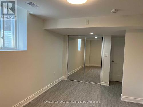 22 Old Cleeve Crescent, Brampton, ON - Indoor Photo Showing Other Room