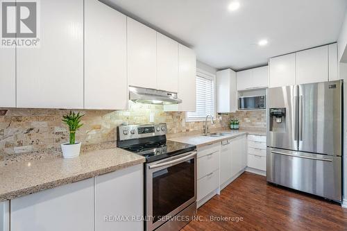 97 Juniper Crescent, Brampton (Northgate), ON - Indoor Photo Showing Kitchen With Double Sink