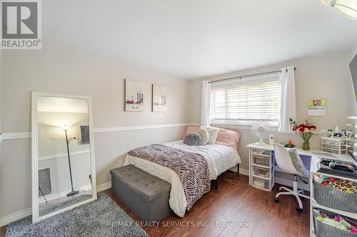 97 Juniper Crescent, Brampton (Northgate), ON - Indoor Photo Showing Bedroom