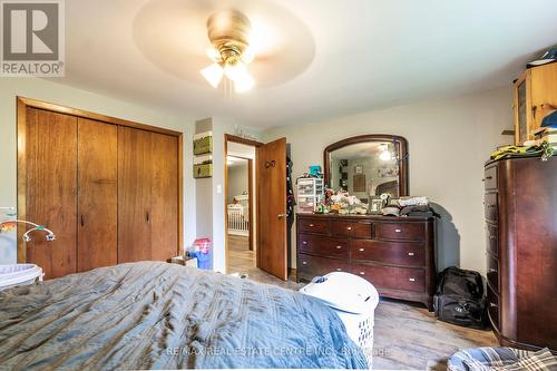 2532 Reid Side Road, Milton (Campbellville), ON - Indoor Photo Showing Bedroom