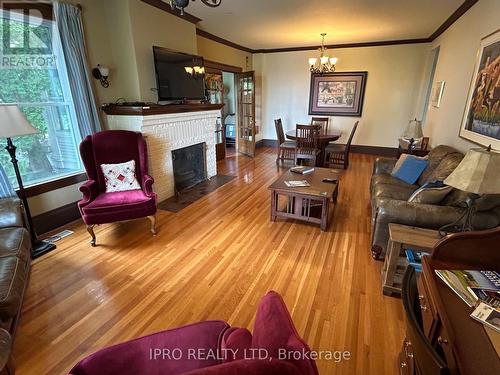 620 Lakeshore Road, Temiskaming Shores, ON - Indoor Photo Showing Living Room With Fireplace