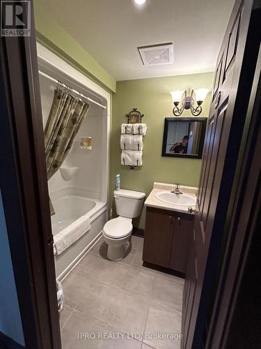 620 Lakeshore Road, Temiskaming Shores, ON - Indoor Photo Showing Bathroom