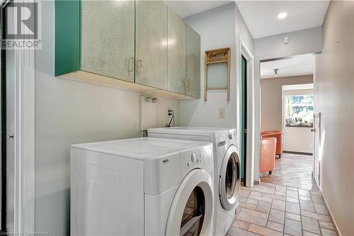 62 Hackney Ridge, Brantford, ON - Indoor Photo Showing Laundry Room