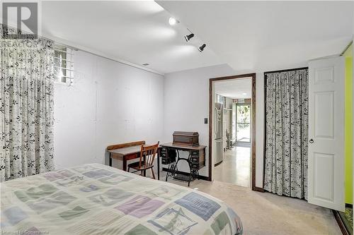 62 Hackney Ridge, Brantford, ON - Indoor Photo Showing Bedroom