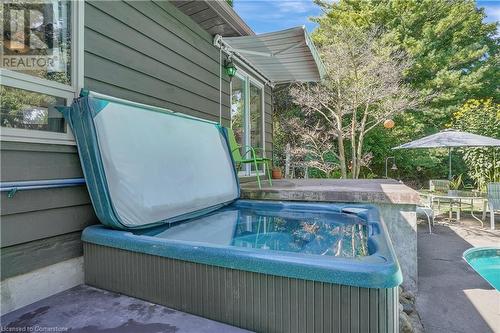 62 Hackney Ridge, Brantford, ON - Outdoor With In Ground Pool With Exterior