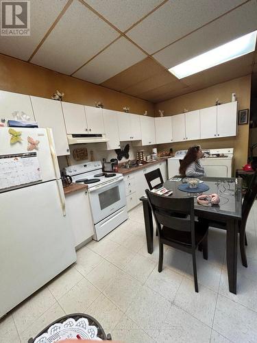 173 King Street, West Nipissing, ON - Indoor Photo Showing Kitchen