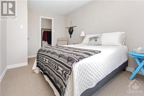 Primary bedroom w walk-in closet - 681 Sue Holloway Drive Unit#D, Ottawa, ON 