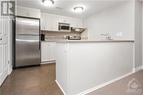 Kitchen - 681 Sue Holloway Drive Unit#D, Ottawa, ON 