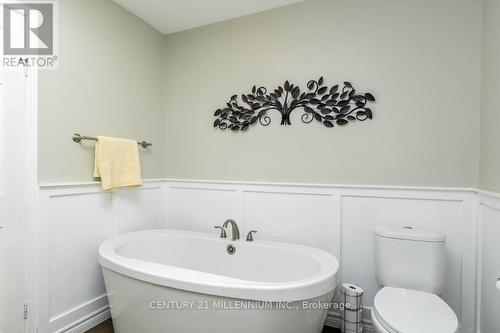 19007 Mountainview Road, Caledon, ON - Indoor Photo Showing Bathroom