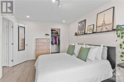 201 Aquilo Crescent, Ottawa, ON - Indoor Photo Showing Bedroom