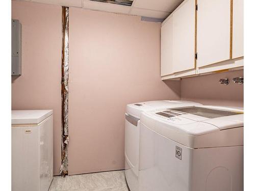 Salle de lavage - 99 Rue Ratté, Val-Des-Sources, QC - Indoor Photo Showing Laundry Room