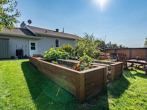 Backyard - 99 Rue Ratté, Val-Des-Sources, QC - Outdoor