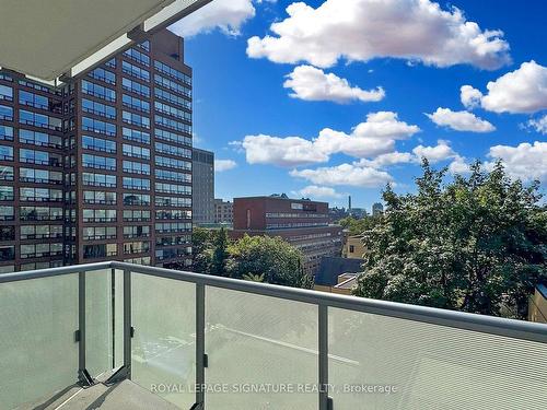 516-57 St Joseph St, Toronto, ON - Outdoor With Balcony With View