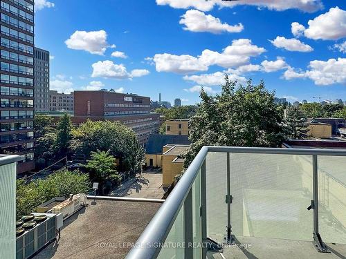 516-57 St Joseph St, Toronto, ON - Outdoor With Balcony With View