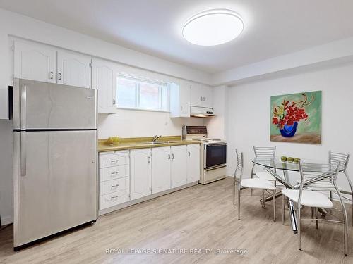 81 Garden Ave, Richmond Hill, ON - Indoor Photo Showing Kitchen With Double Sink