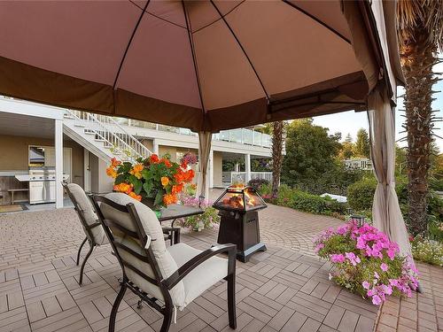 5009 Bonanza Pl, Saanich, BC 