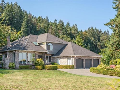 760 Craig Rd, Ladysmith, BC 