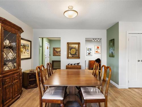 606-500 Stewart Ave, Nanaimo, BC - Indoor Photo Showing Dining Room