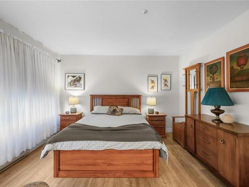 606-500 Stewart Ave, Nanaimo, BC - Indoor Photo Showing Bedroom