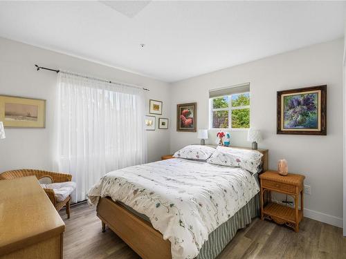 606-500 Stewart Ave, Nanaimo, BC - Indoor Photo Showing Bedroom