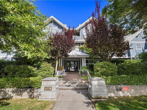 606-500 Stewart Ave, Nanaimo, BC - Outdoor