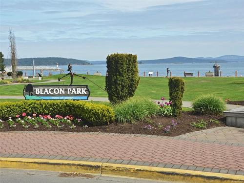 106-2374 Oakville Ave, Sidney, BC - Outdoor With Body Of Water With View