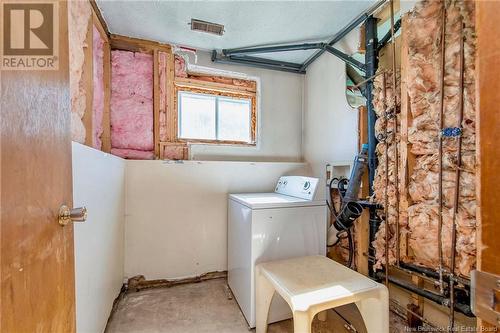 61 Coburg, Coburg, NB - Indoor Photo Showing Laundry Room