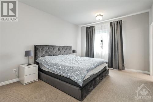 648 Mikinak Road, Ottawa, ON - Indoor Photo Showing Bedroom