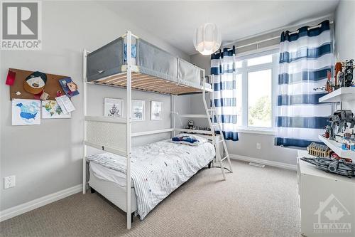 648 Mikinak Road, Ottawa, ON - Indoor Photo Showing Bedroom