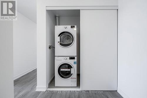 407 - 1787 St. Clair Avenue, Toronto, ON - Indoor Photo Showing Laundry Room