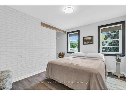 18 Spruyt Ave, East Luther Grand Valley, ON - Indoor Photo Showing Bedroom